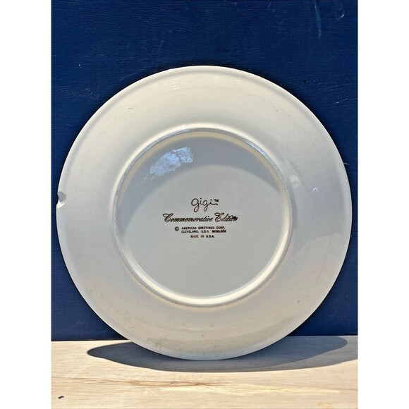 Gigi Commemorative Edition Collector Plate American Greetings Christmas 1972 - Picture 4 of 7